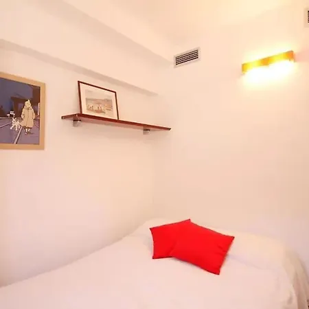 Serena De La Cala *